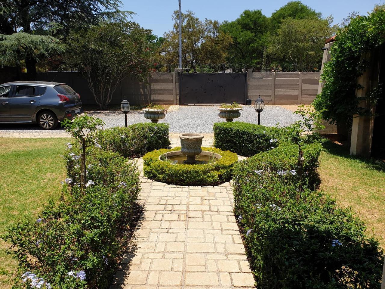 Nouveau Studios Pretoria Exterior photo